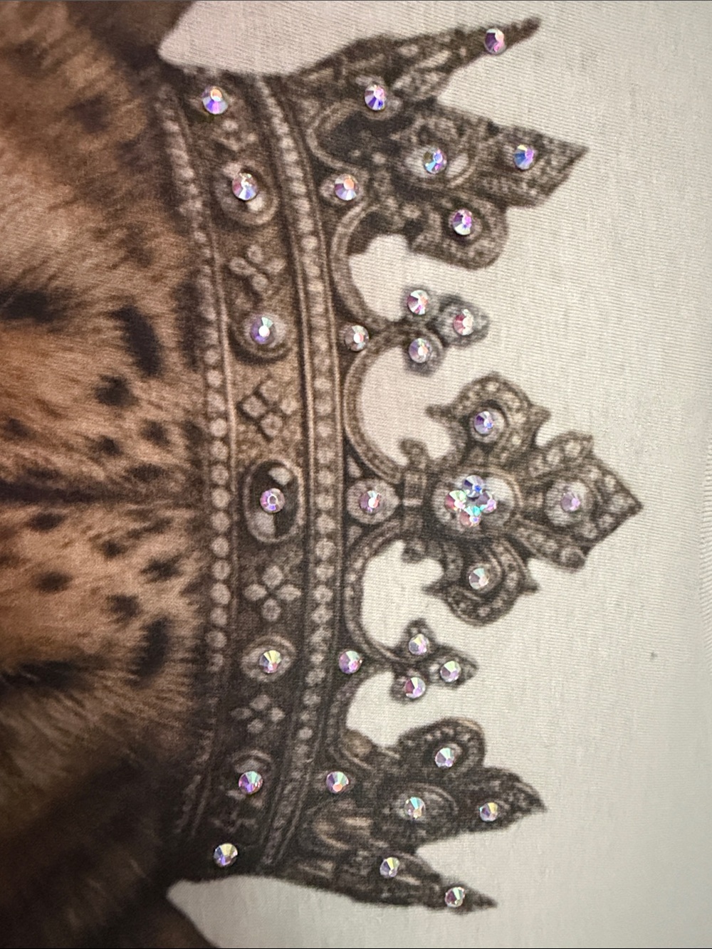 Beige Crew Neck T‑Shirt with rhinestone embellishments. - Picture 3 of 4